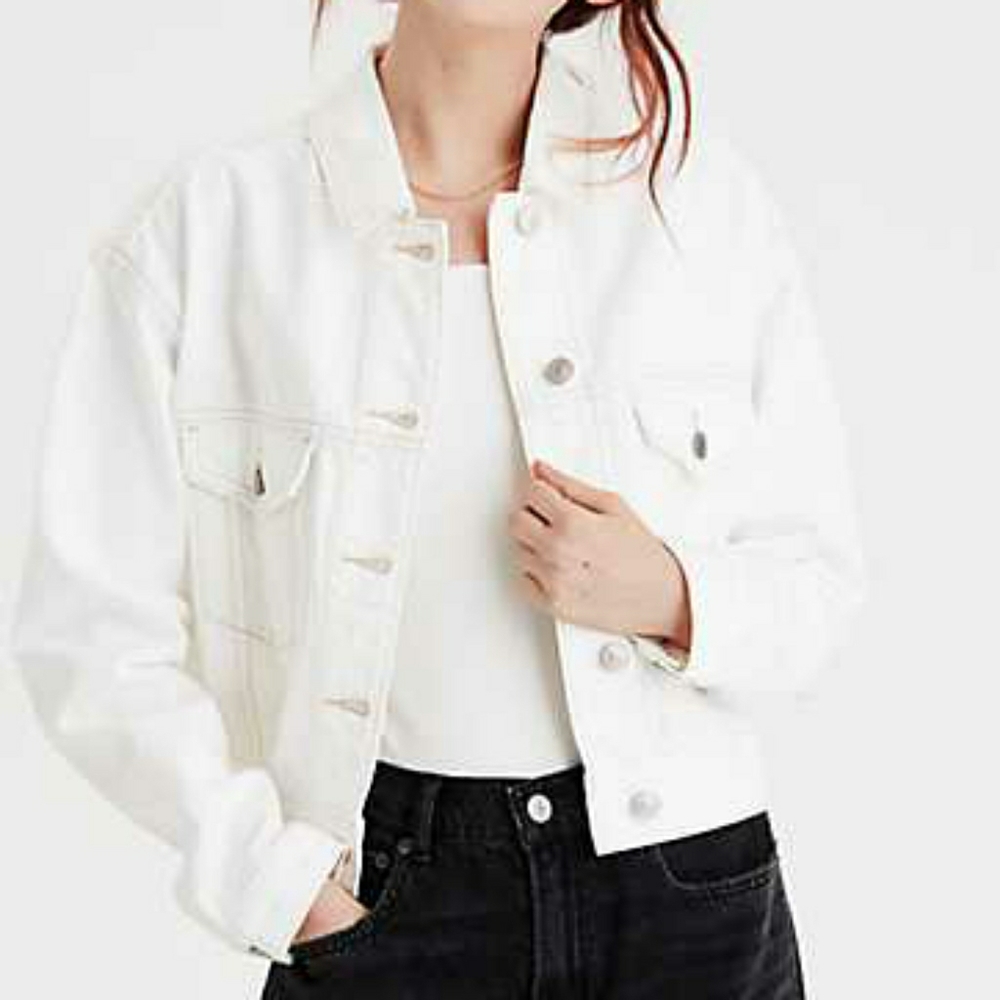 NWOT American Eagle Distressed Ivory Denim Jacket